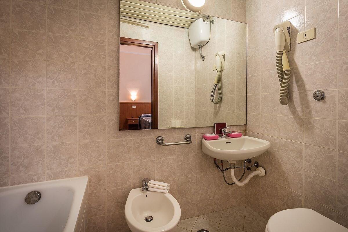 Hotel Real Firenze Bagian luar foto