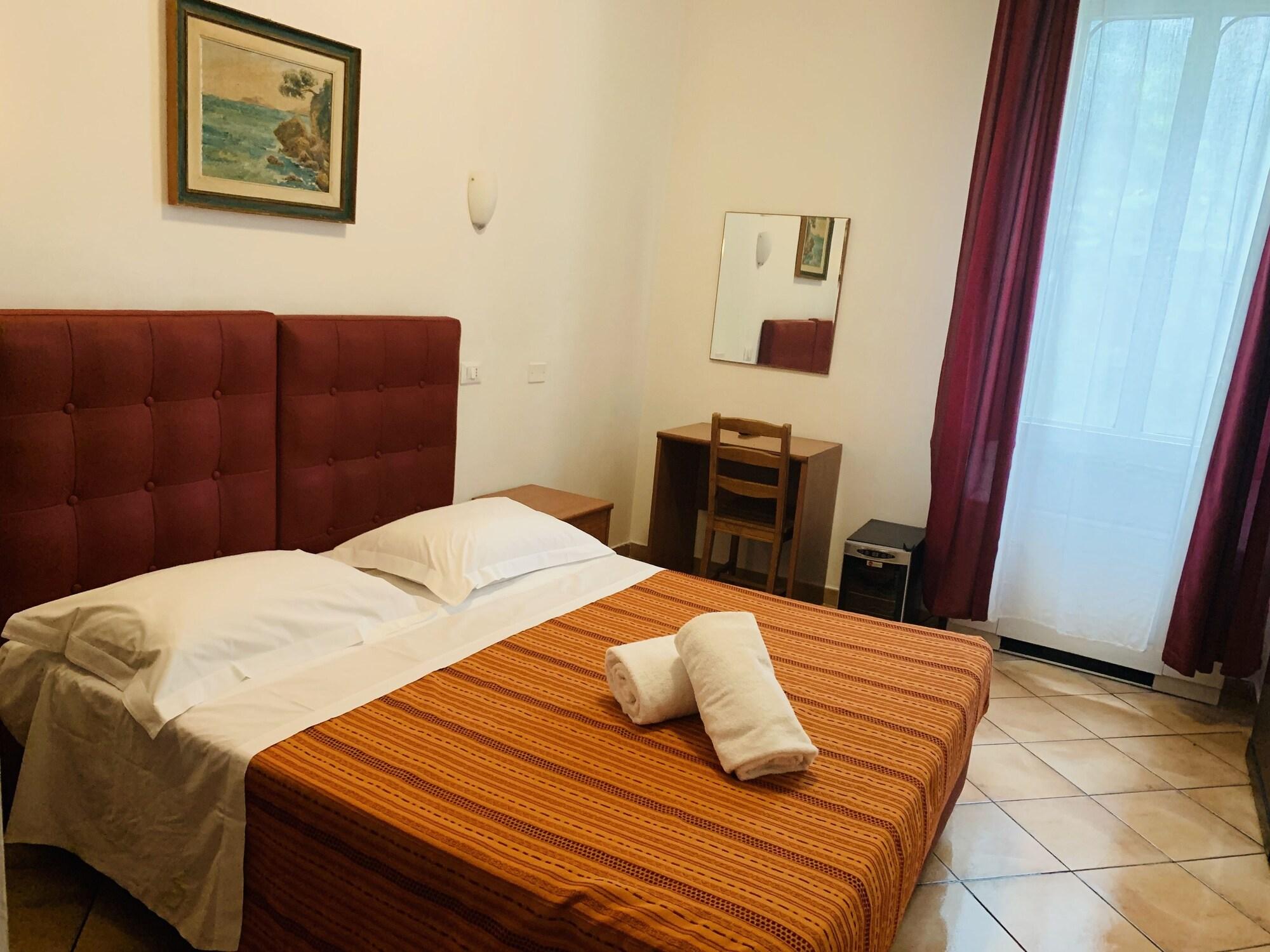 Hotel Real Firenze Bagian luar foto