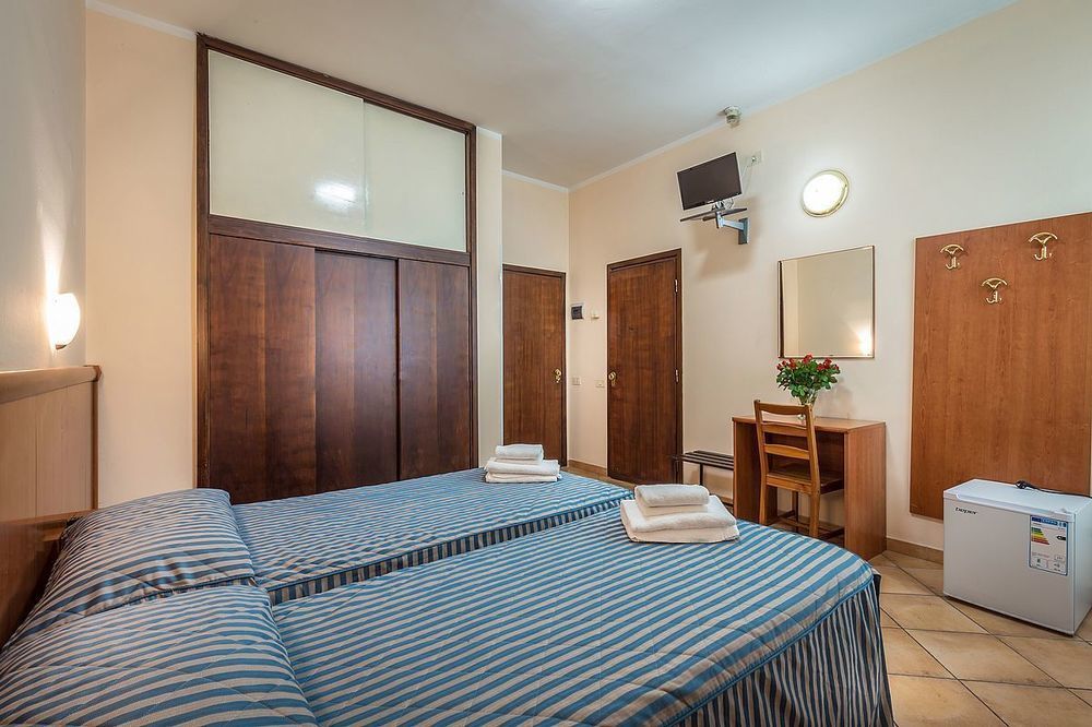Hotel Real Firenze Bagian luar foto
