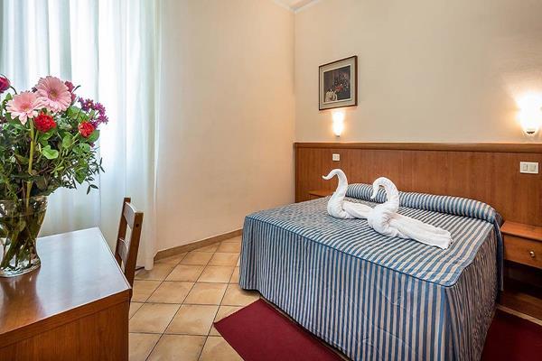 Hotel Real Firenze Bagian luar foto