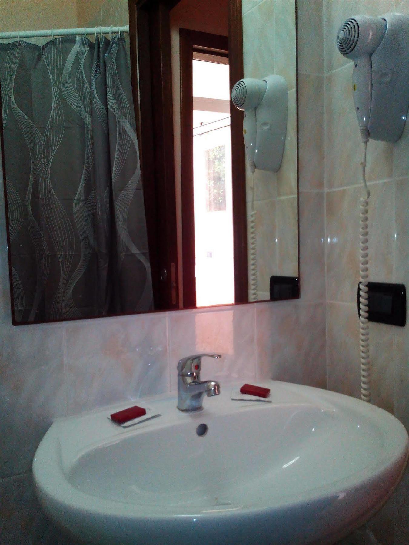 Hotel Real Firenze Bagian luar foto